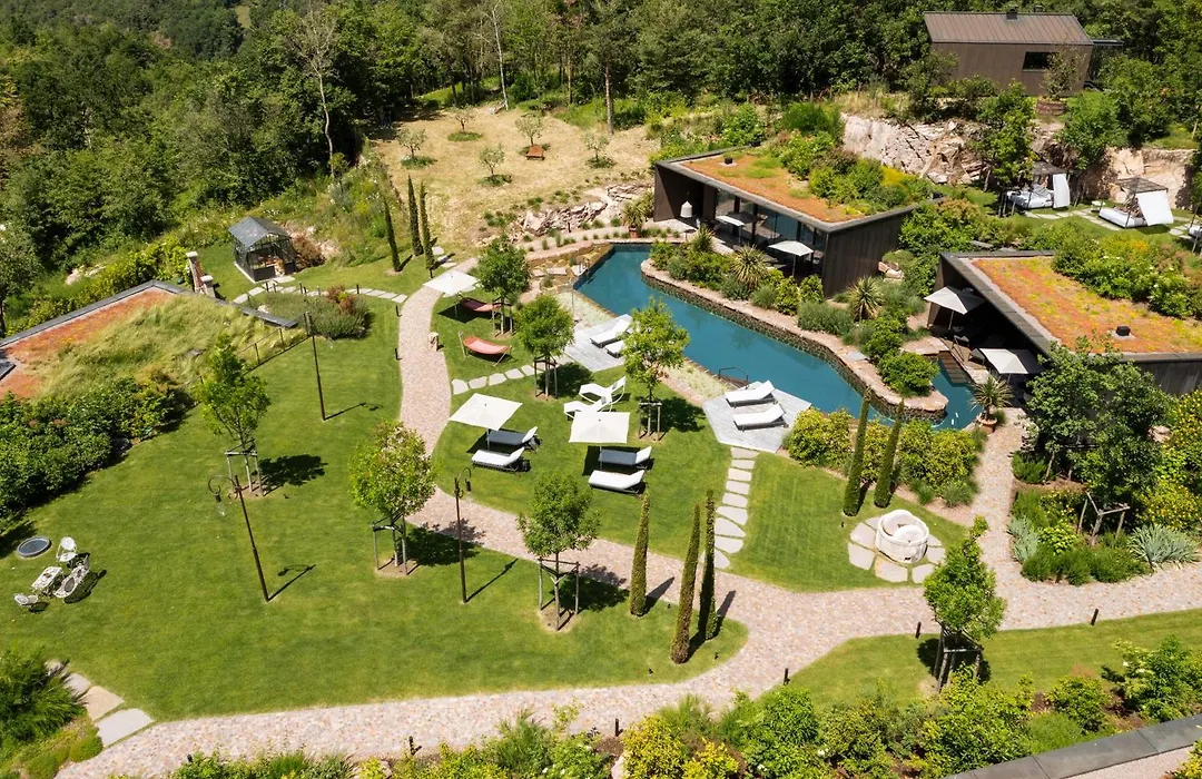 Manna Resort-1