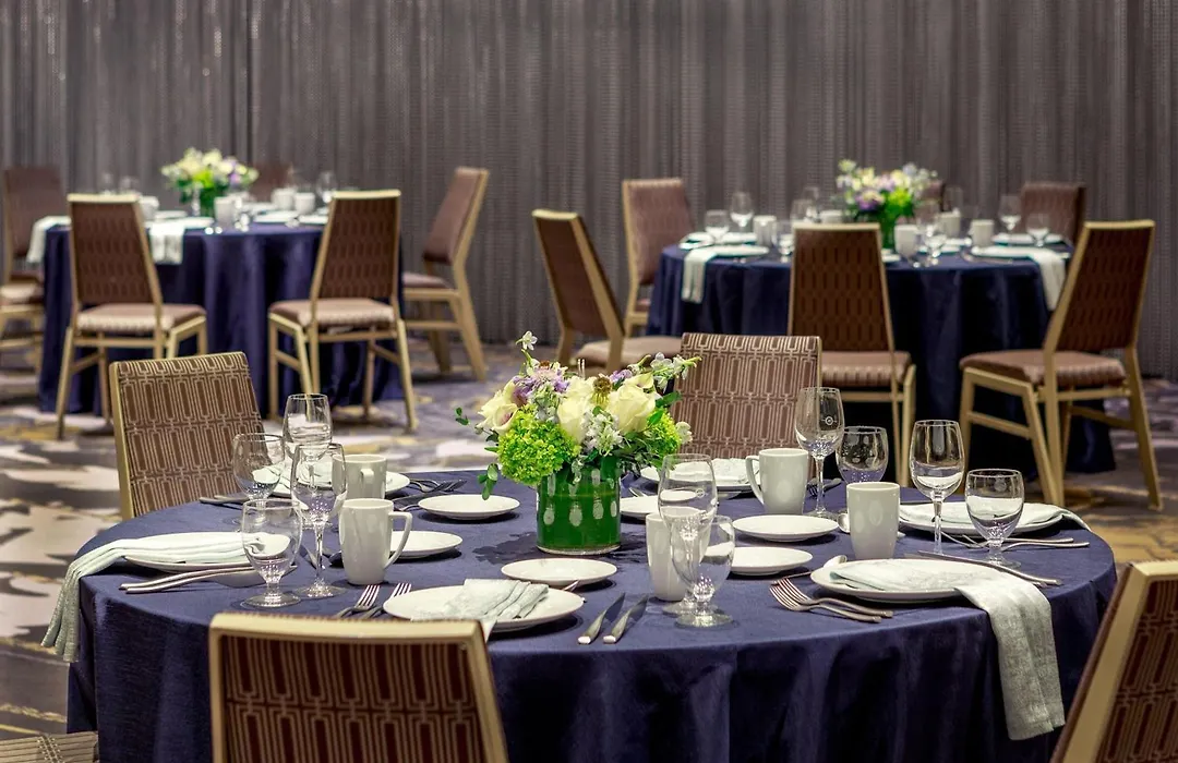Sheraton Commander Hotel-1