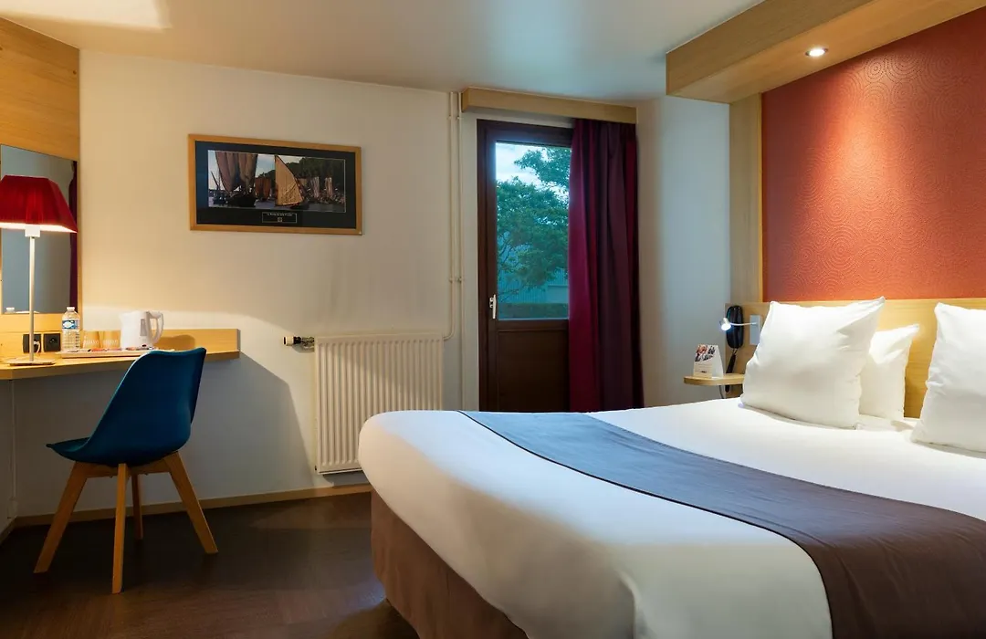 Comfort Hotel Pithiviers-1