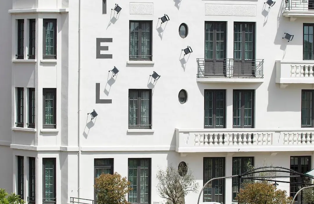 Collège Hôtel-1