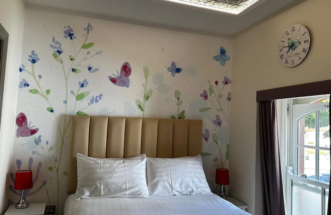 The Duchess Belle Hotel-1