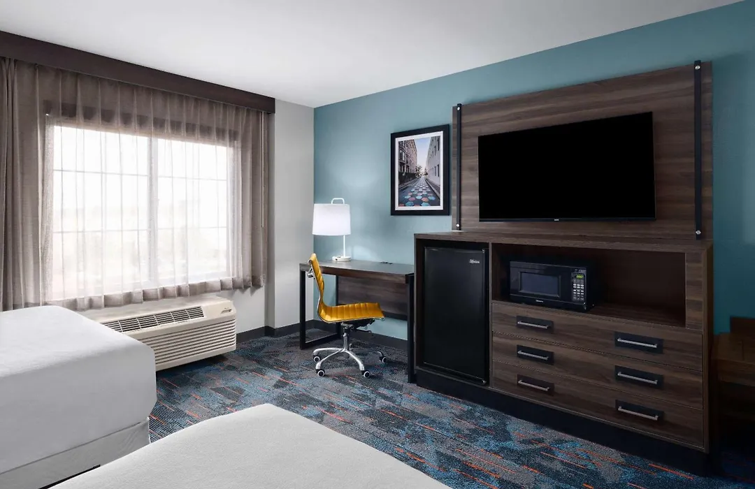 La Quinta By Wyndham Greensboro Nc-1