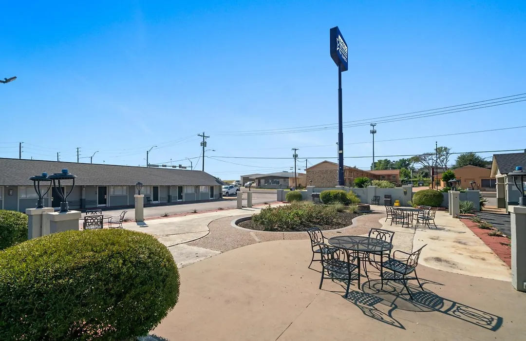 Americas Best Value Inn & Suites Brenham-1