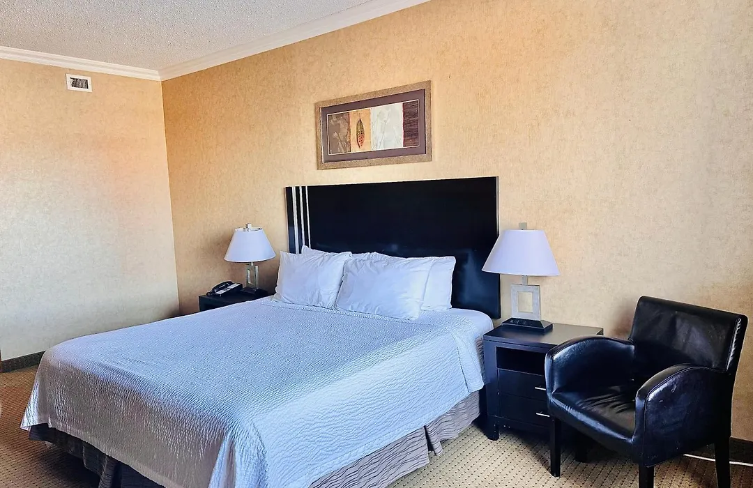 Travelodge By Wyndham Prince Albert-1
