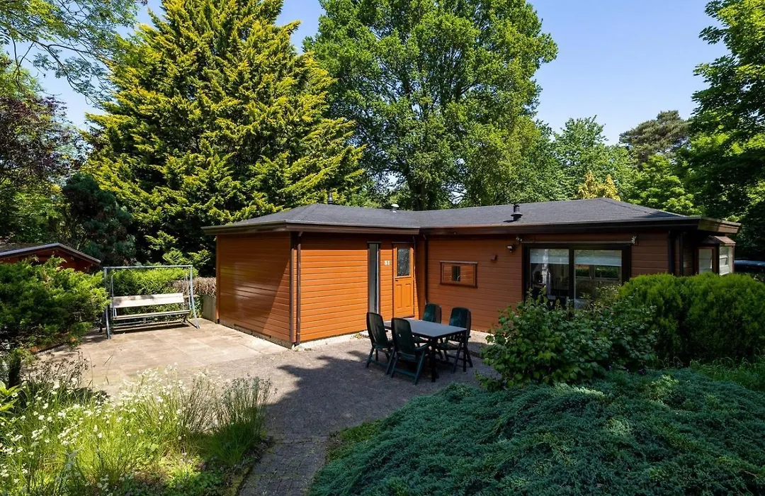 Bungalowpark Het Verscholen Dorp-1