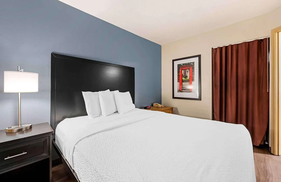 Extended Stay America Suites - Cincinnati - Blue Ash - Reed Hartman-1