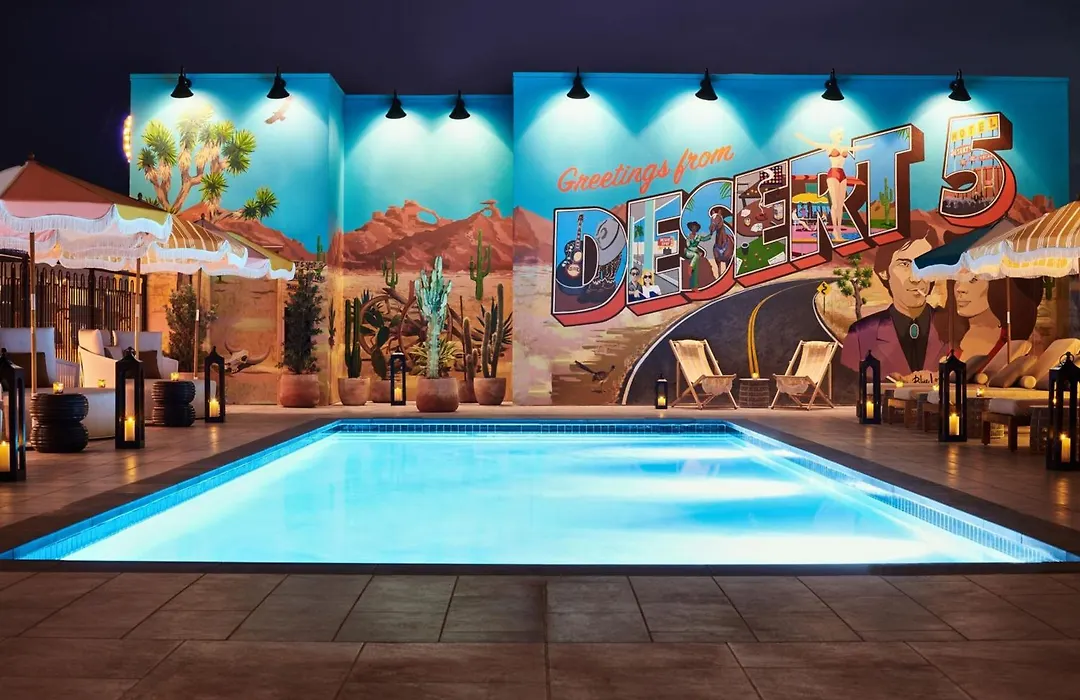 Hollywood Volume, A Tribute Portfolio Hotel-1