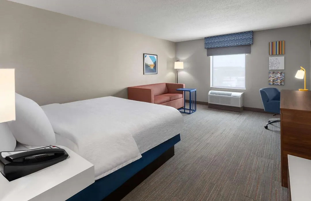 Hampton Inn & Suites Saginaw-1