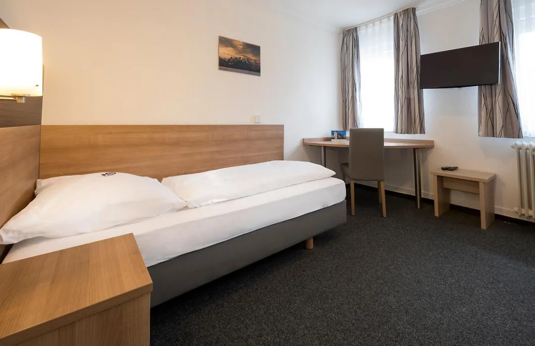 Hotel zur Post-1