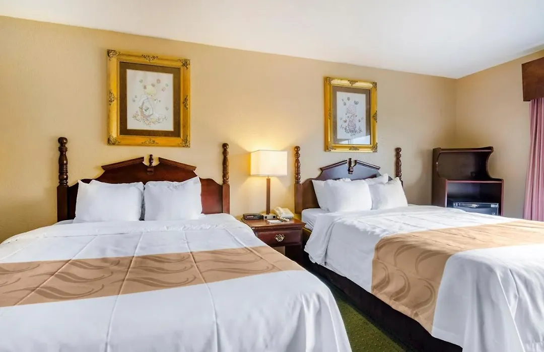Precious Hotel-1