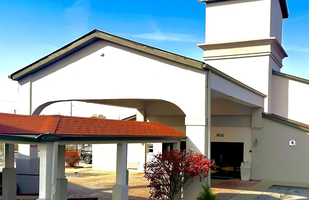 Ramada By Wyndham Columbia-1