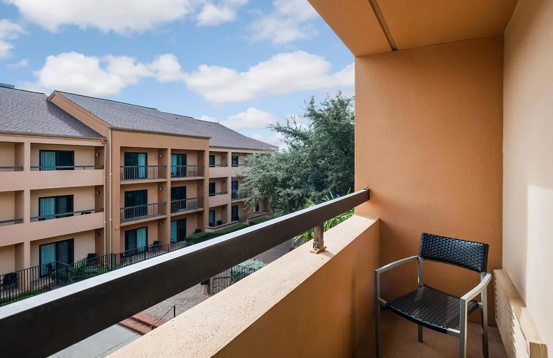 Courtyard By Marriott San Antonio Medical Center-1