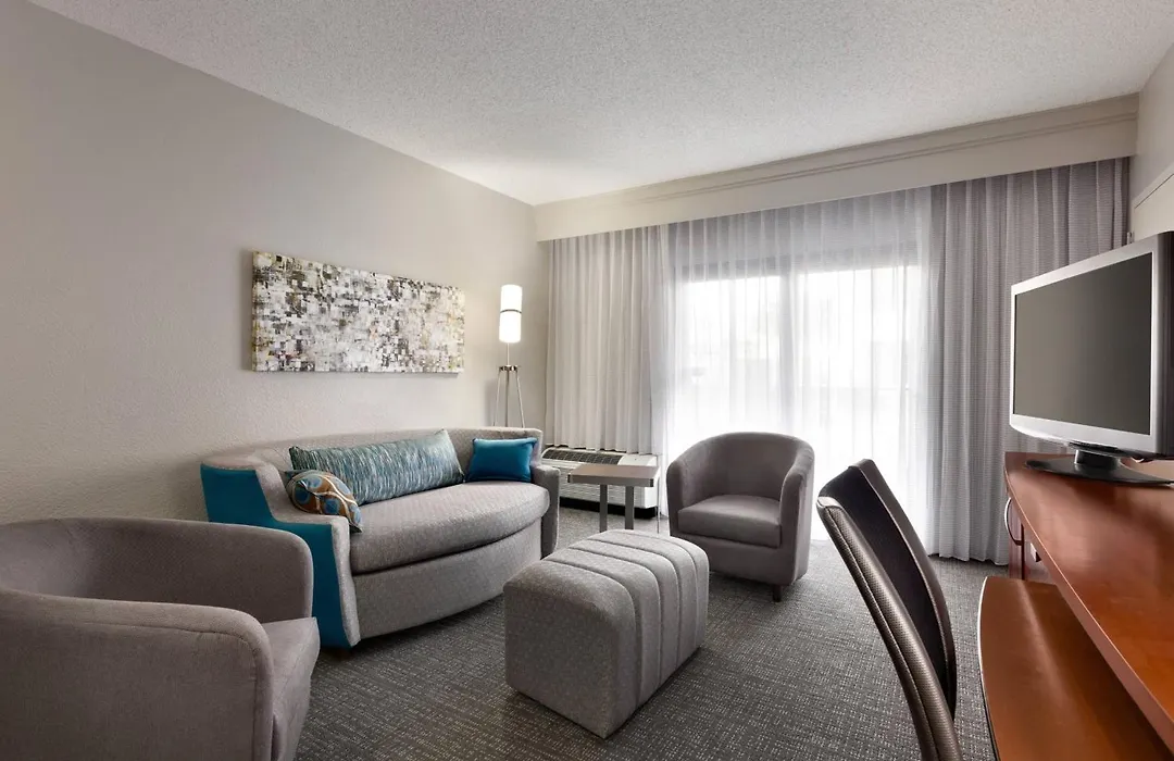Courtyard By Marriott Fort Myers Cape Coral-1
