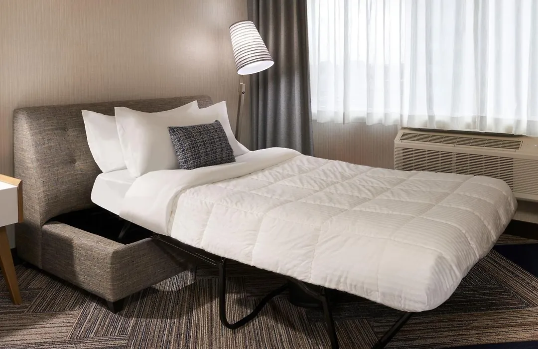 Four Points By Sheraton Windsor Downtown-1