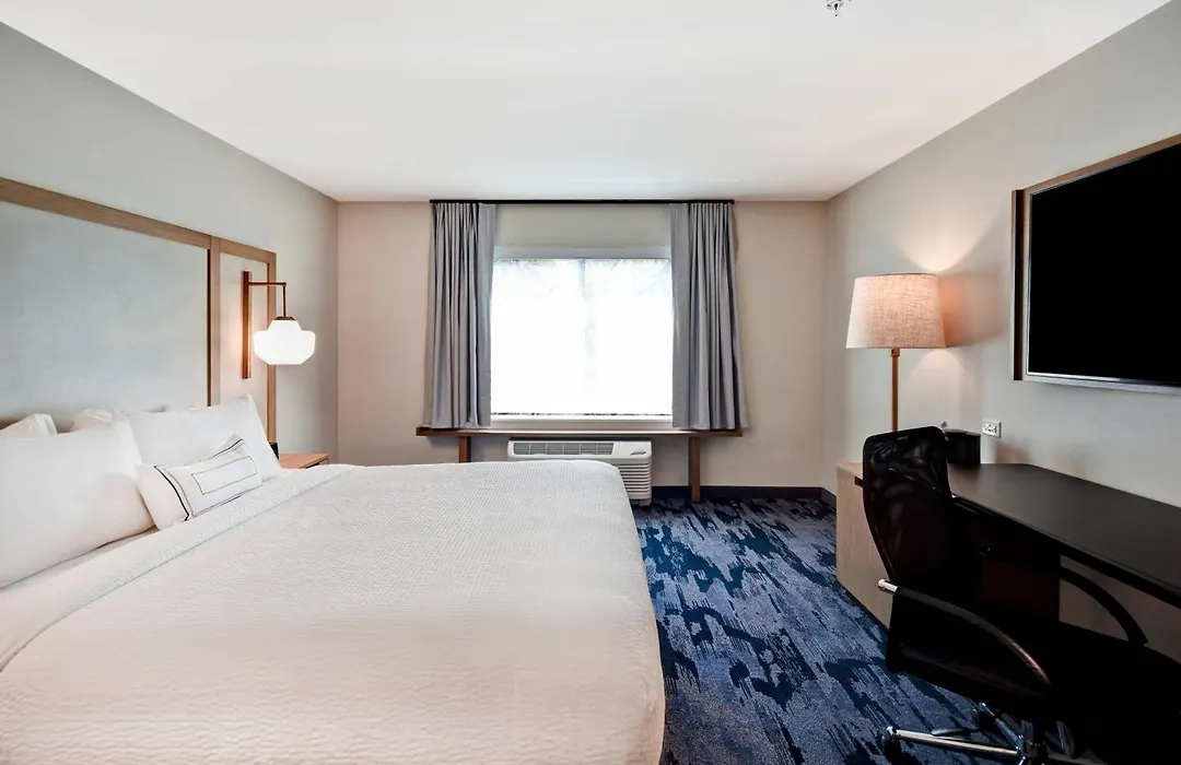 Fairfield Inn & Suites By Marriott Plymouth-1