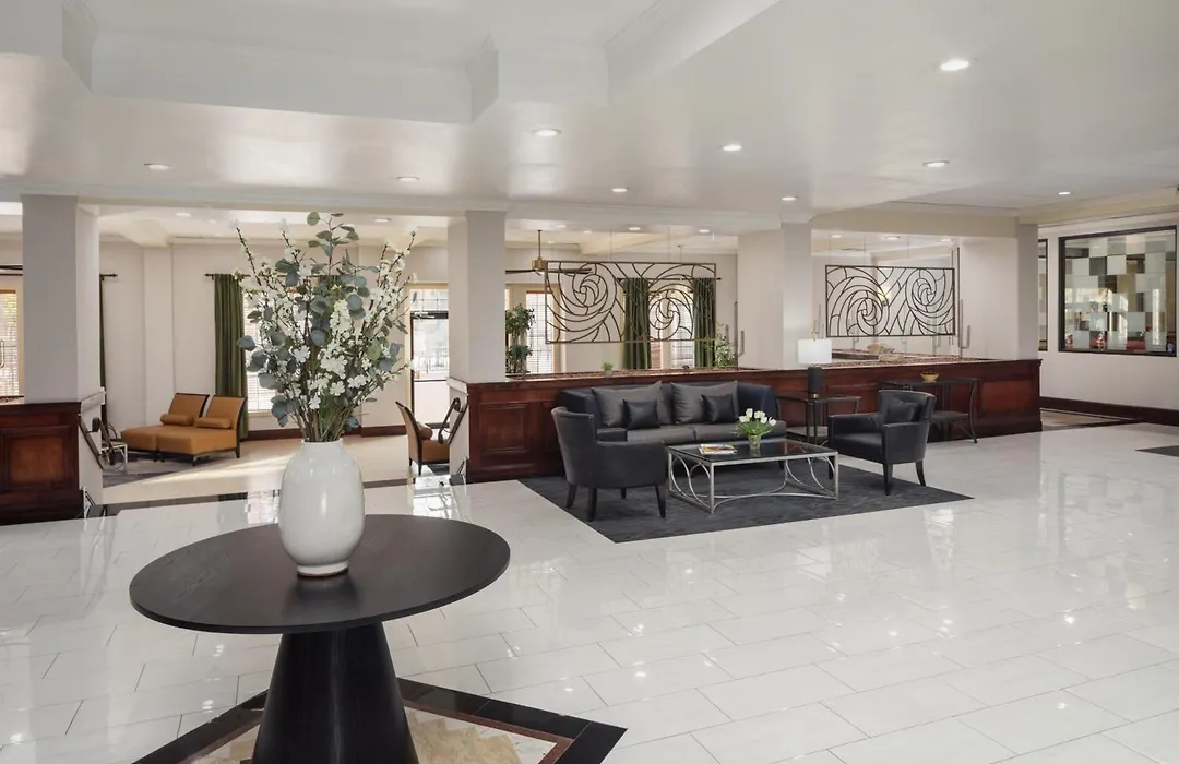 Wyndham Tucson Airport Hotel & Conference Center-1