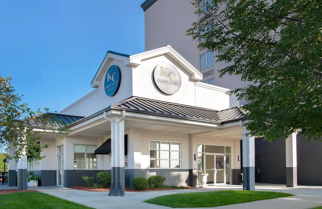 Holiday Inn Hotel & Suites Overland Park-West By Ihg-1