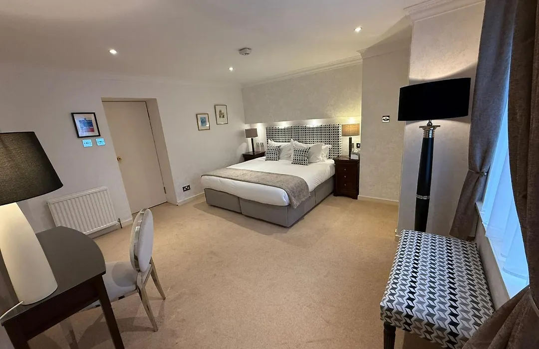 The Airds Hotel And Restaurant-1