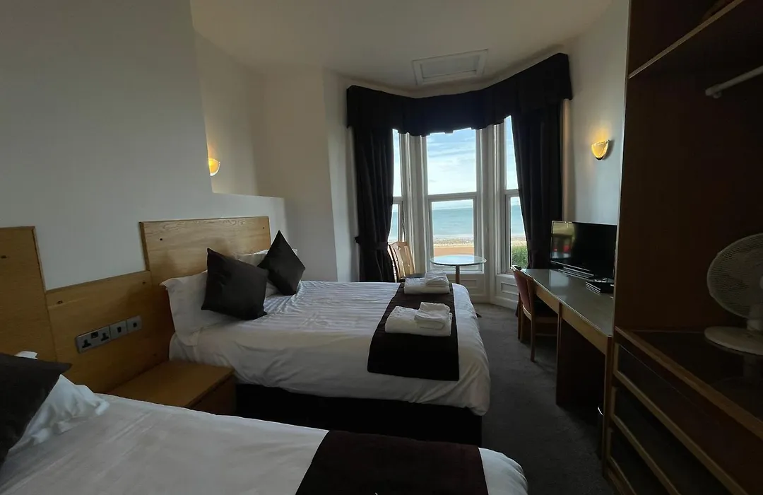 Four Saints Brig Y Don Hotel-1