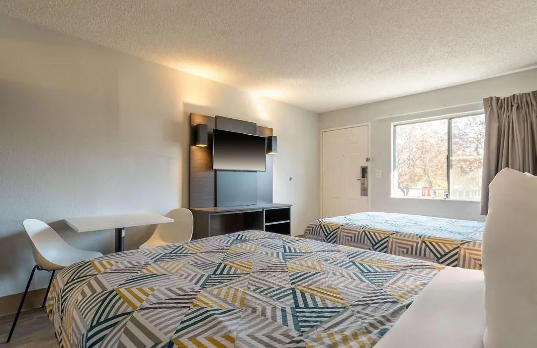 Motel 6 Hayward, Ca- Silicon Valley Gateway-1