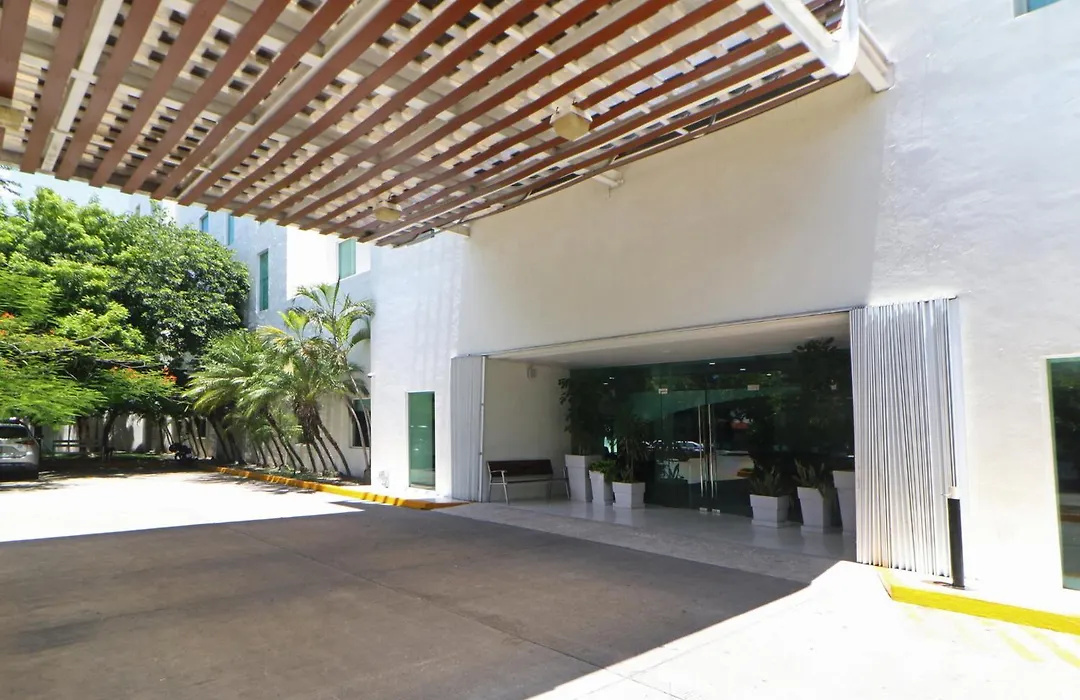 Hotel Viajero Plus-1