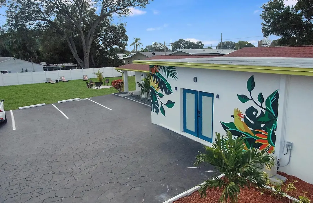 Palm Cove Motel-1