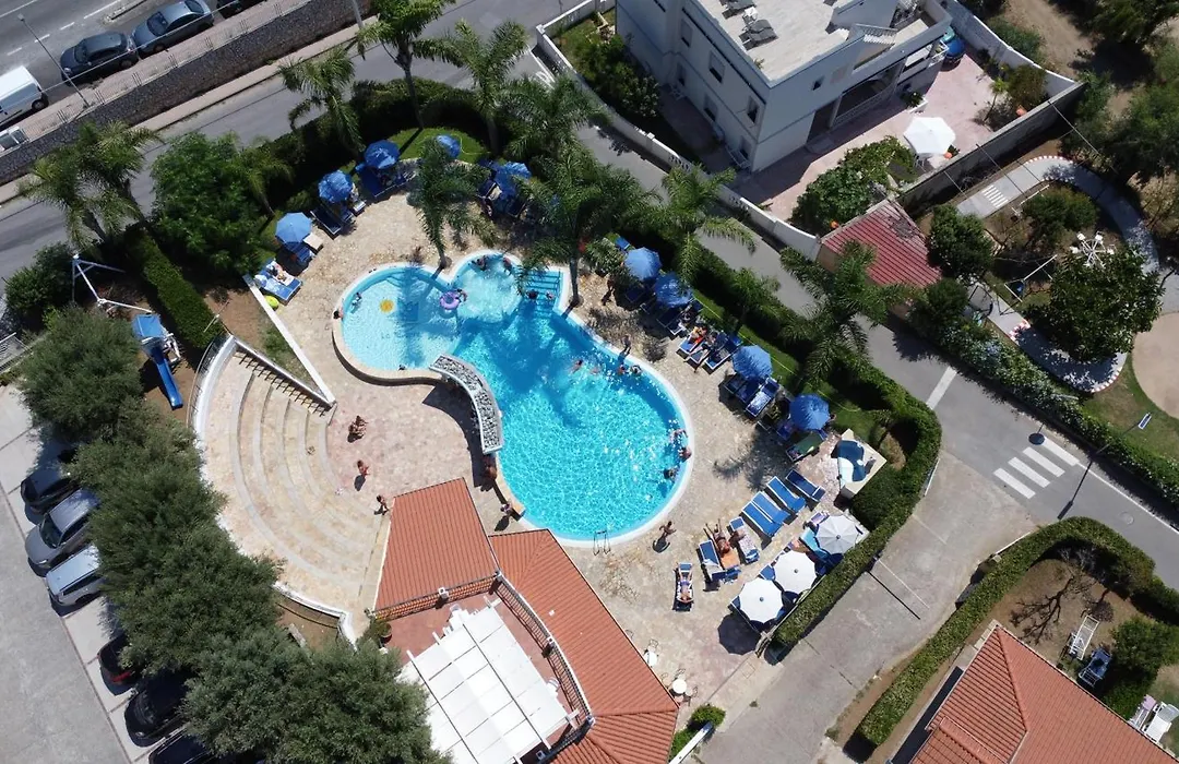Residence Hotel La Taverna-1