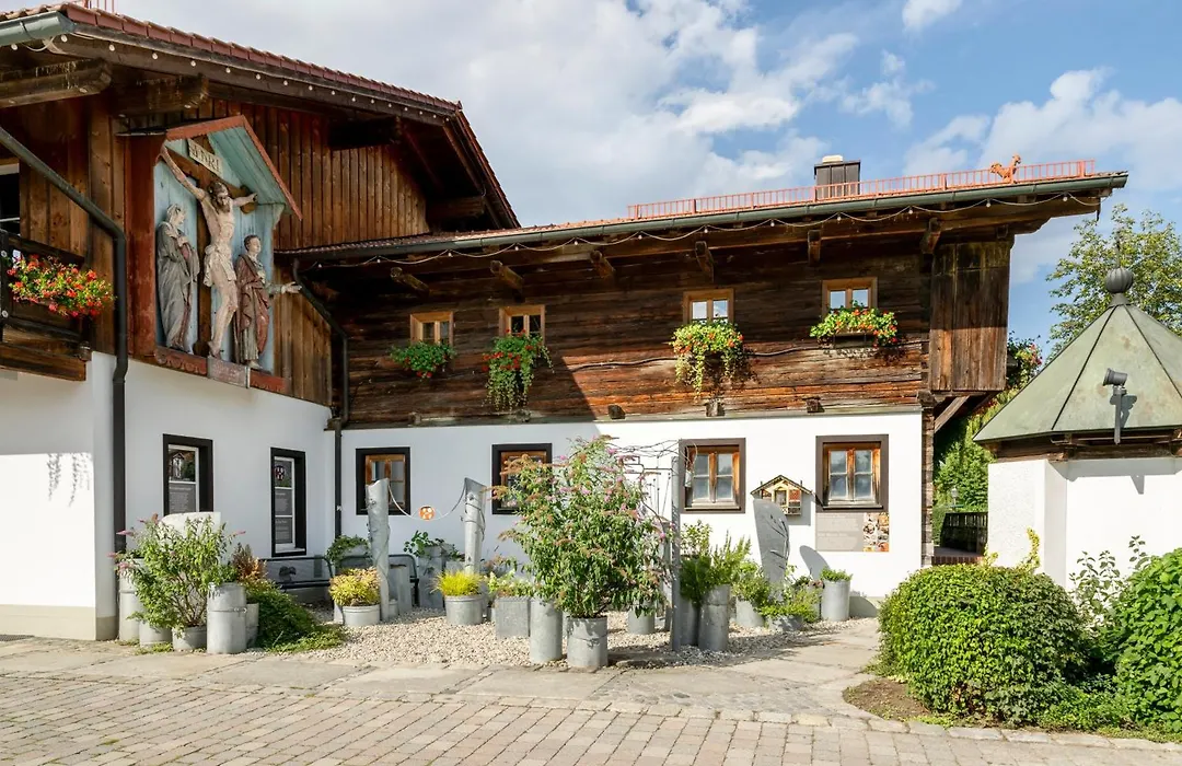 Hotel am Haslinger Hof-1