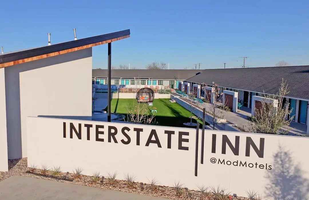 Interstate Inn-1