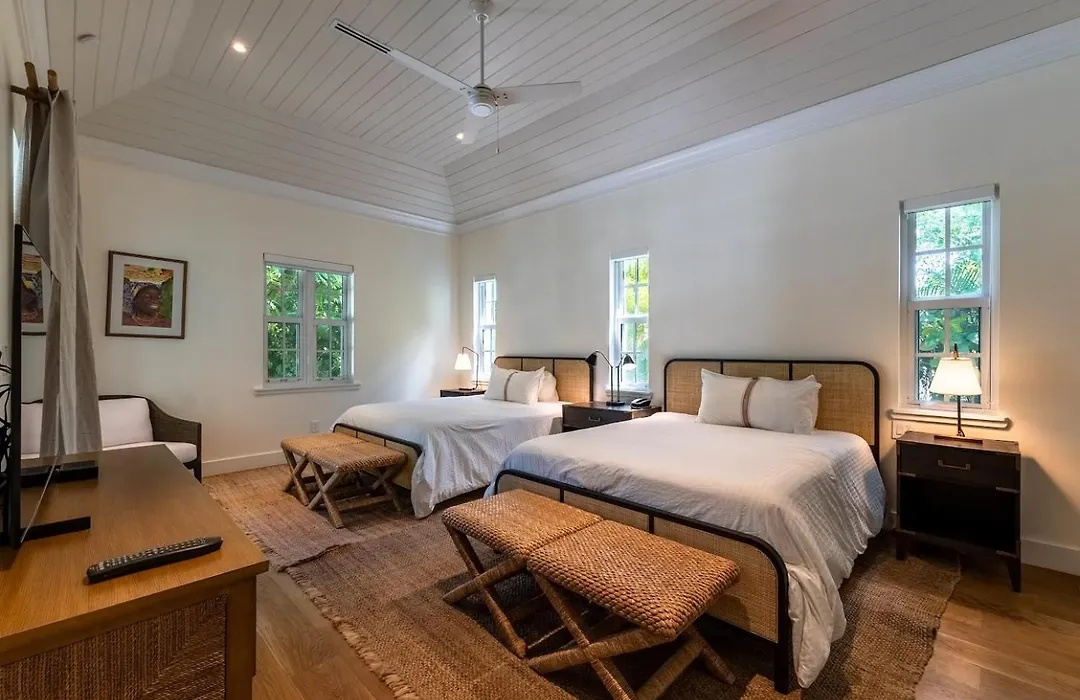 Pink Sands Resort-1