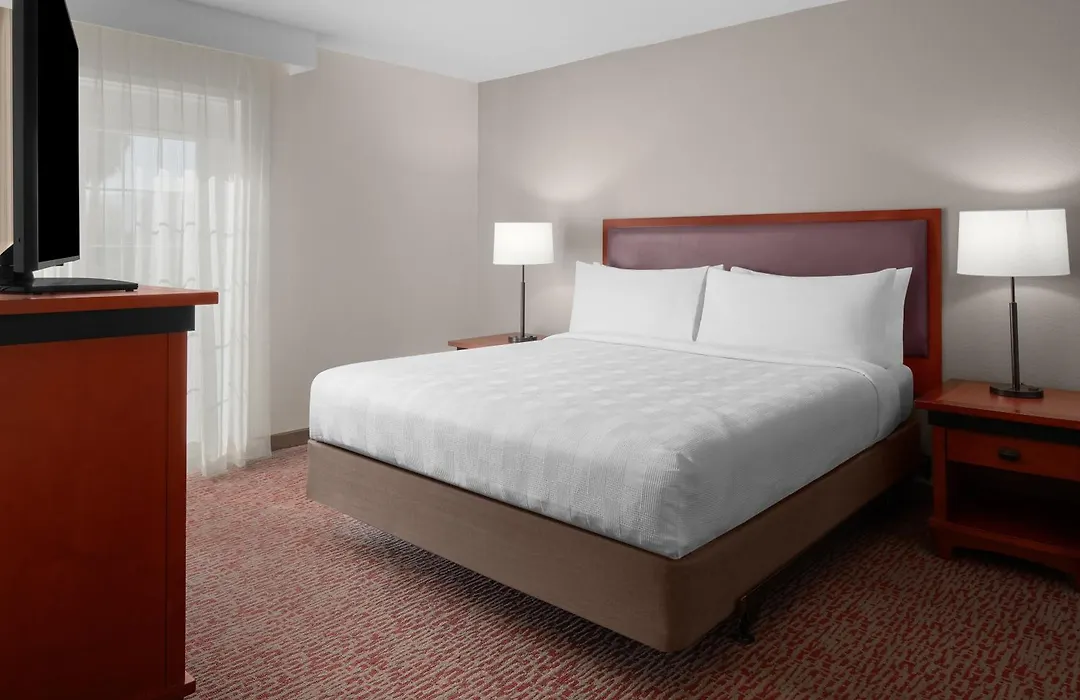 Larkspur Landing Extended Stay Suites Renton-1