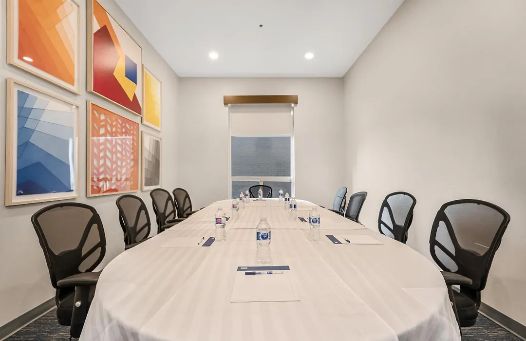 Holiday Inn Express Hotel & Suites-Edmonton South By Ihg-1