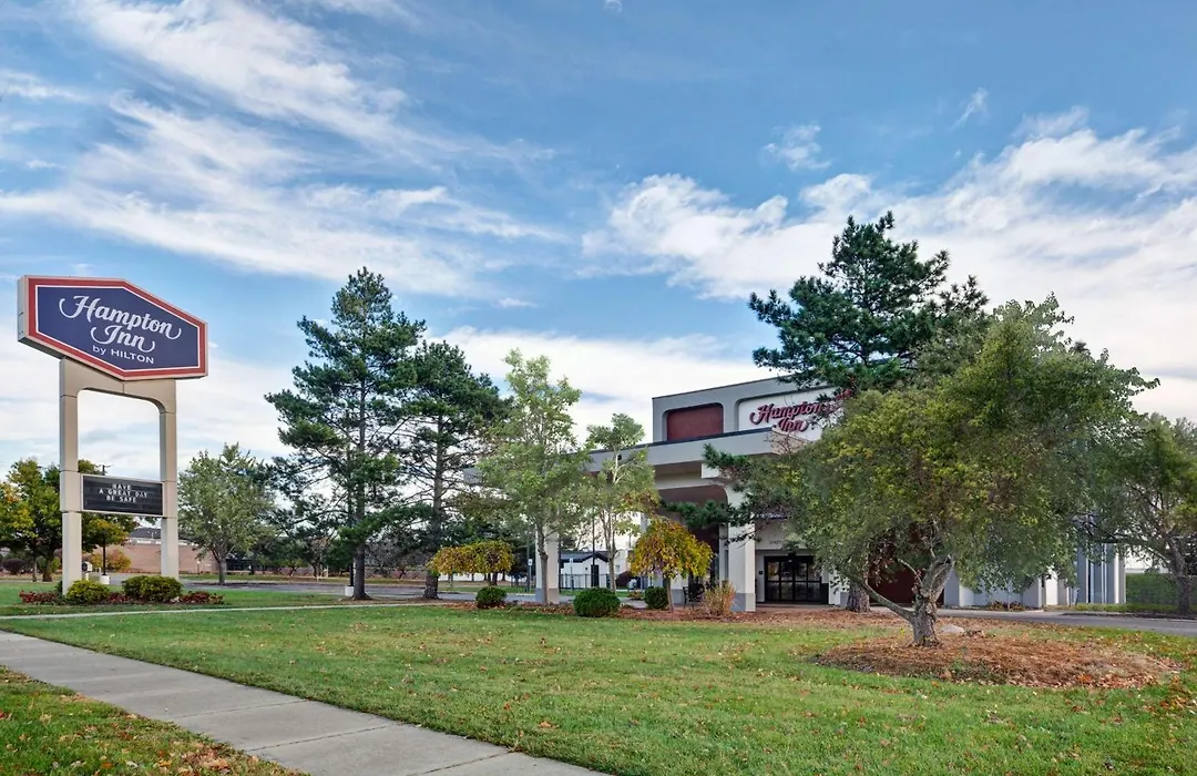 Hampton Inn Detroit Madison Heights South Troy-1