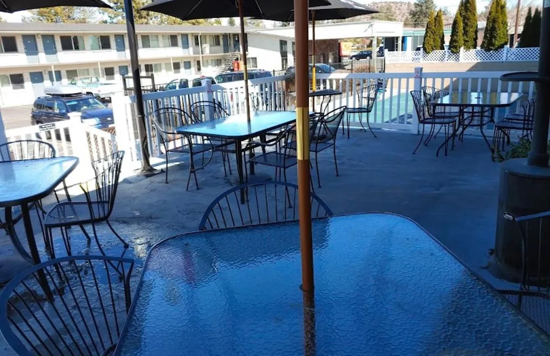 Bend Inn & Suites-1