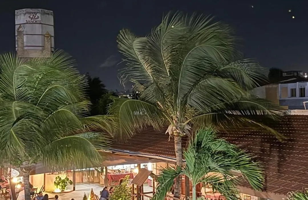 Hotel&Pousada Italia Beach - Porto Das Dunas-1
