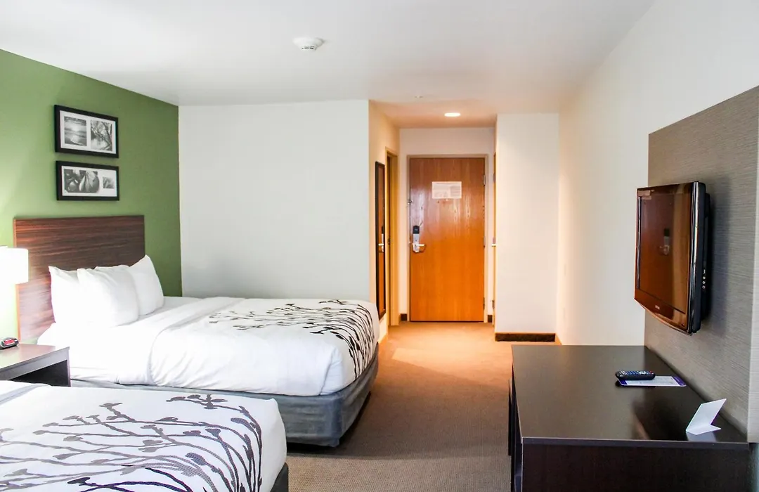 Sleep Inn & Suites Conference Center Eau Claire North-1