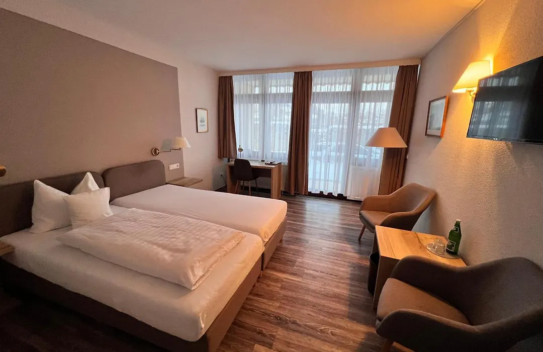 Landhotel Combecher-1