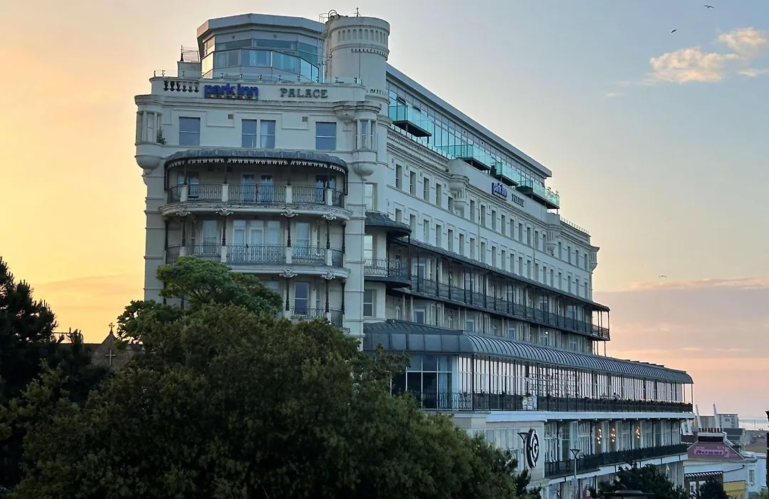 The Palace Hotel-1