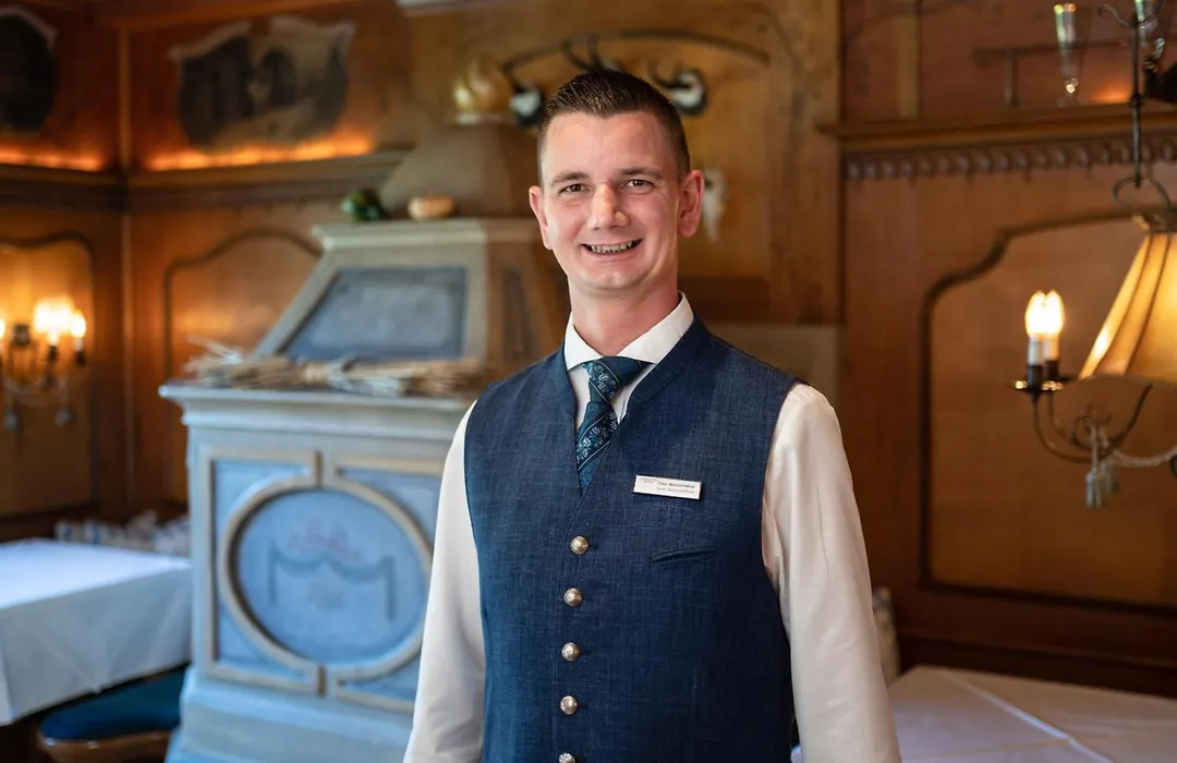 Parkhotel Wallgau 4 Sterne Superior Alpenjuwel mit Spa Genuss, Golf&Wellness in der Karwendel-Region Tradition trifft Eleganz im stilvollen Rückzugsort-1