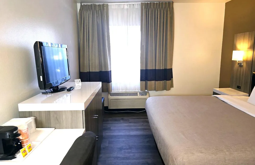 Quality Inn & Suites Longview Kelso-1