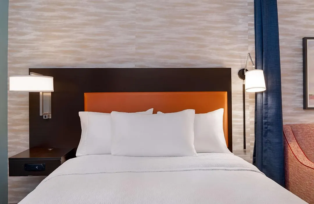 Home2 Suites By Hilton Gainesville-1