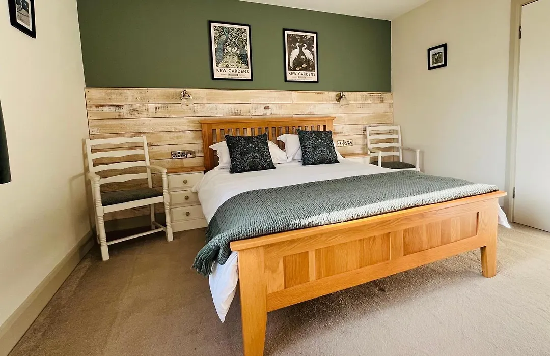 Hare & Hounds Bed & Breakfast-1