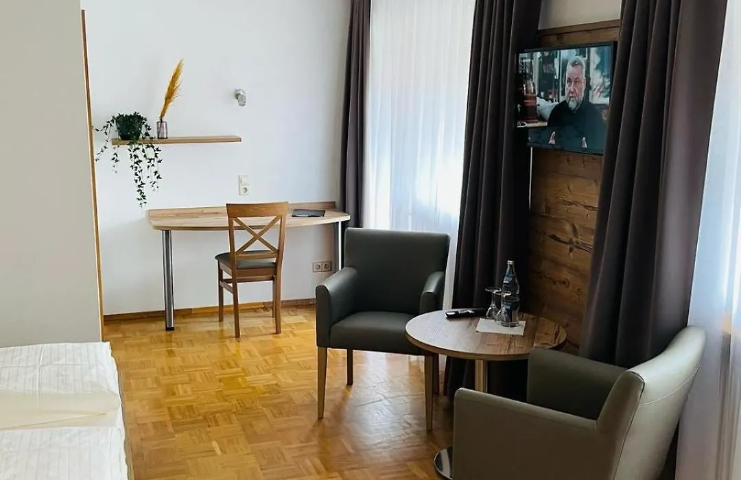 Hotel Traube Lossburg-1