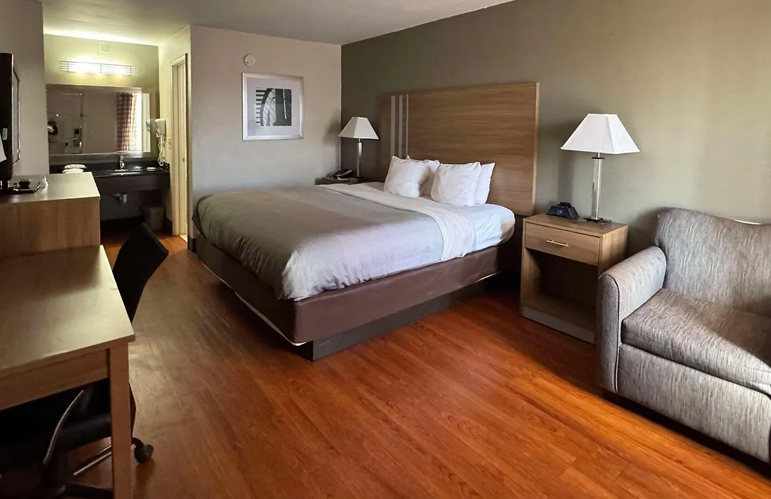 Quality Inn Lagrange East I-85-1