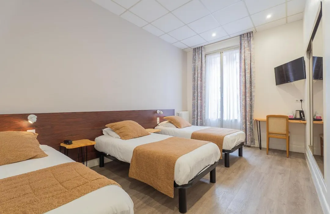 Hotel Busby-1