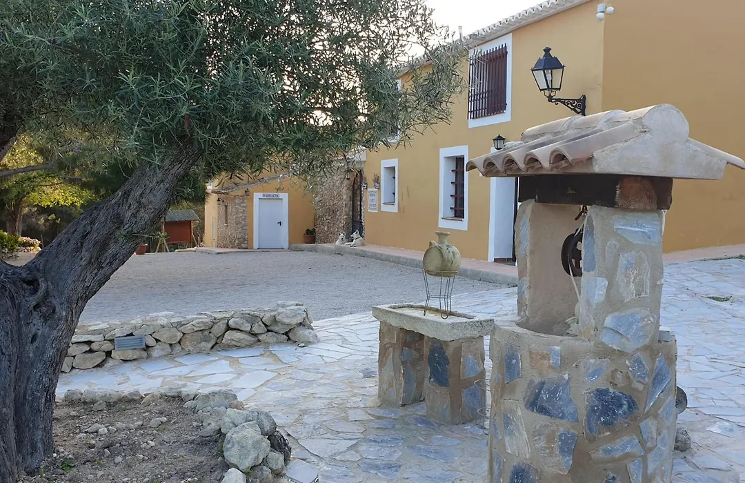 Complejo Rural Las Lomas de Biar-1