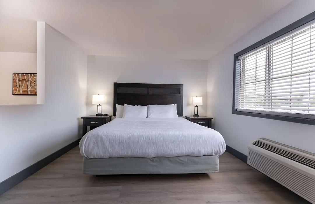Prestige Rocky Mountain Resort, Worldhotels Crafted-1