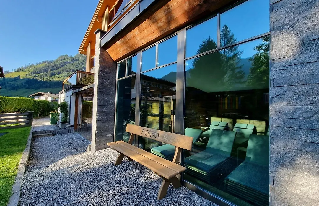 Hotel Alpina-1