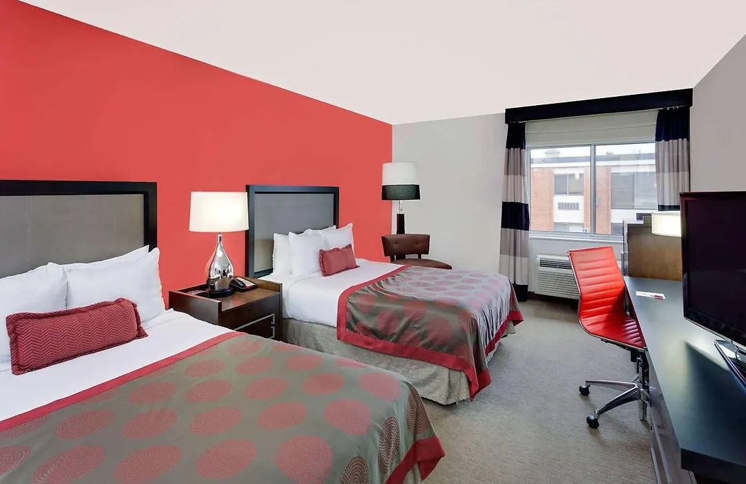 Ramada By Wyndham Marquette-1
