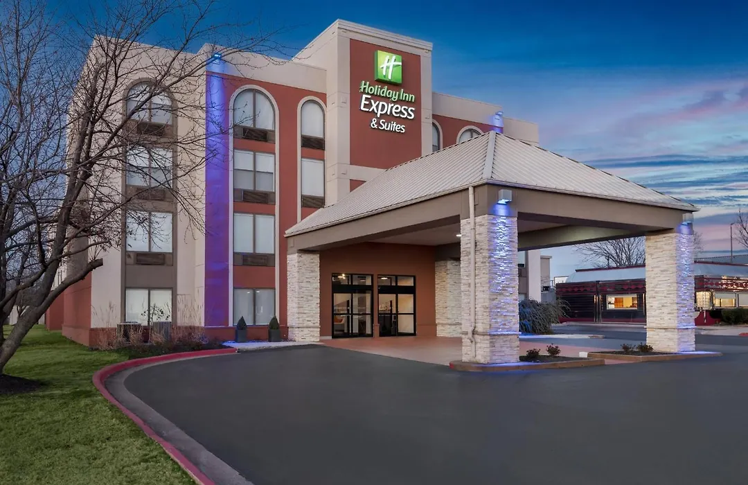 Holiday Inn Express Hotel & Suites Bentonville By Ihg-1